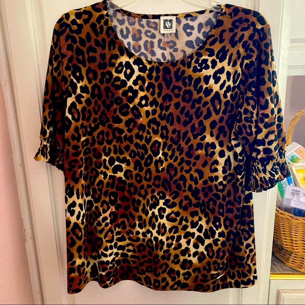 Anne Klein cheetah print top